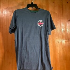 MAUI & SONS Medium M Med MD Shark Logo Mens T-shirt Tee Shirt Blue